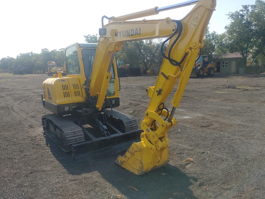 HYUNDAI ROBEX 55-7 MINI EXCAVATOR