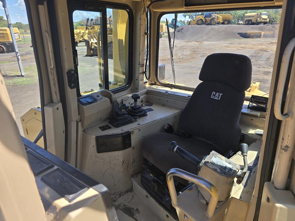 CATERPILLAR D8R DOZER