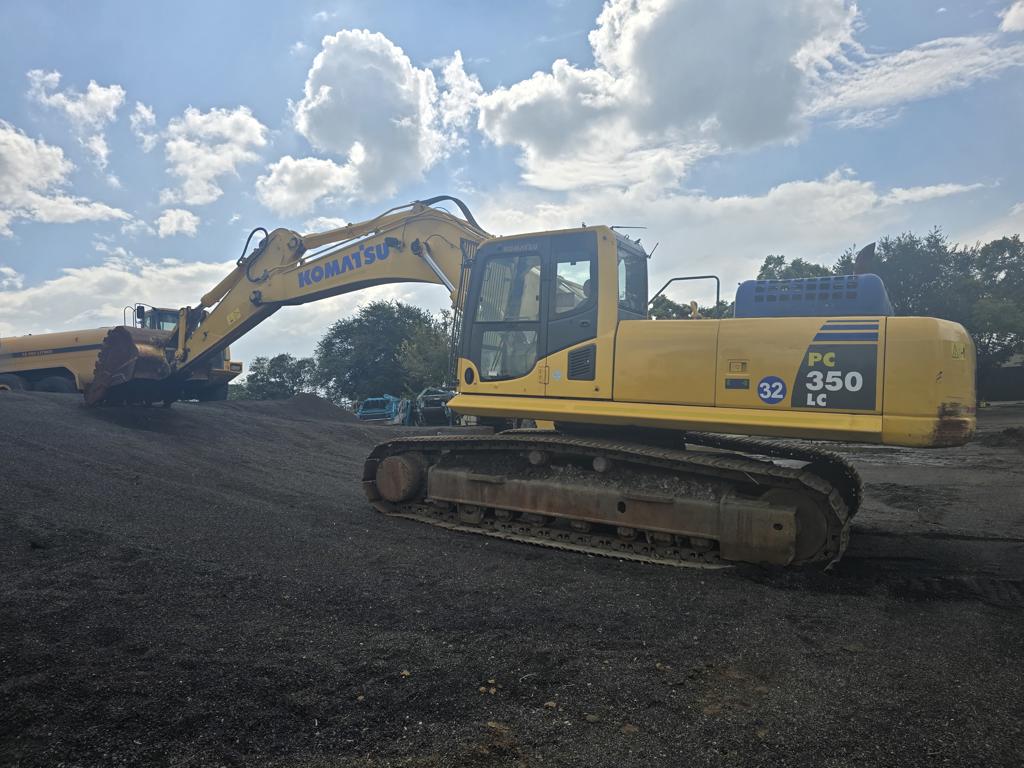 KOMATSU PC350-8MO EXCAVATOR