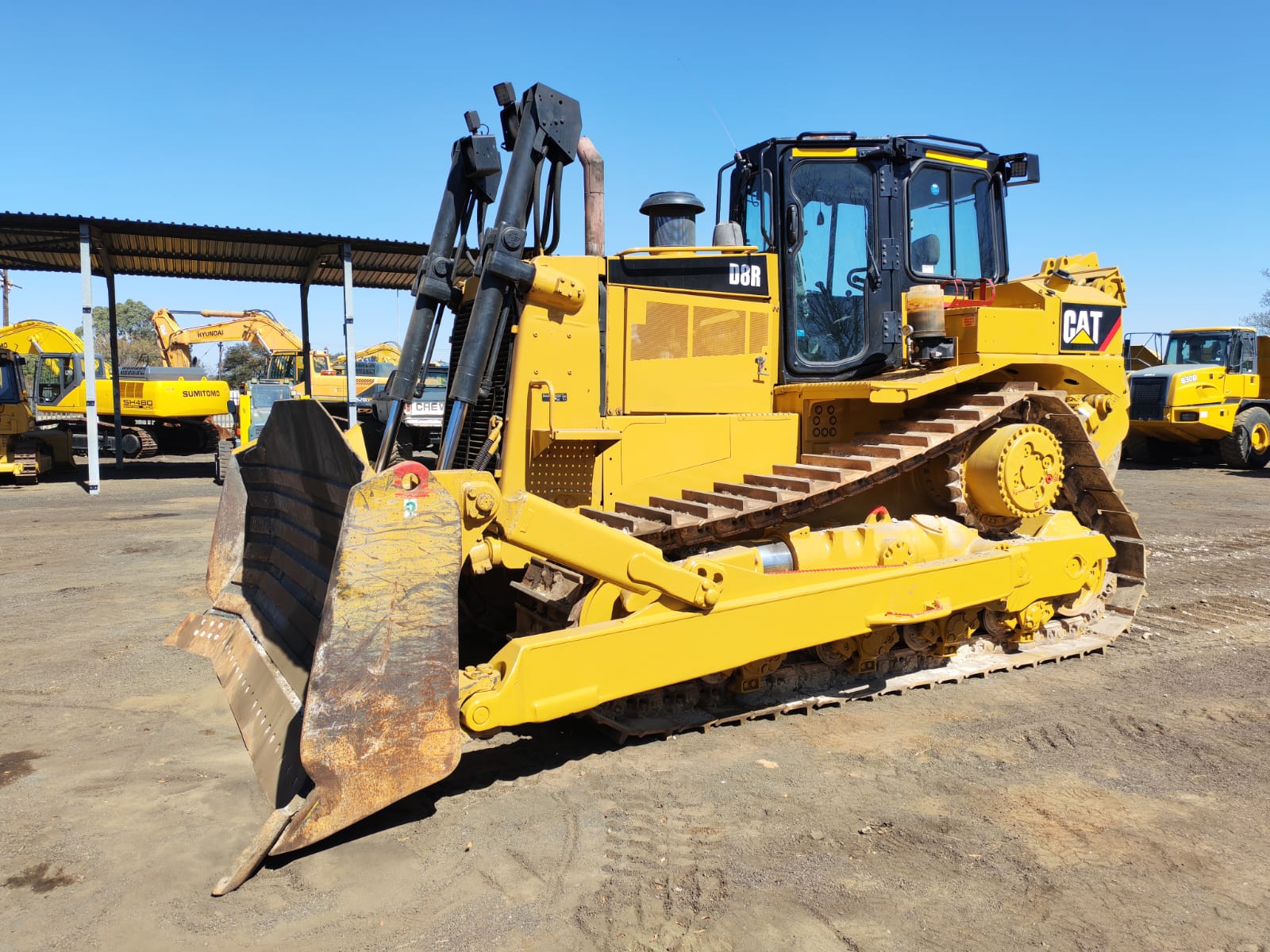 CATERPILLAR D8R DOZER